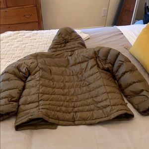 Patagonia puff jacket